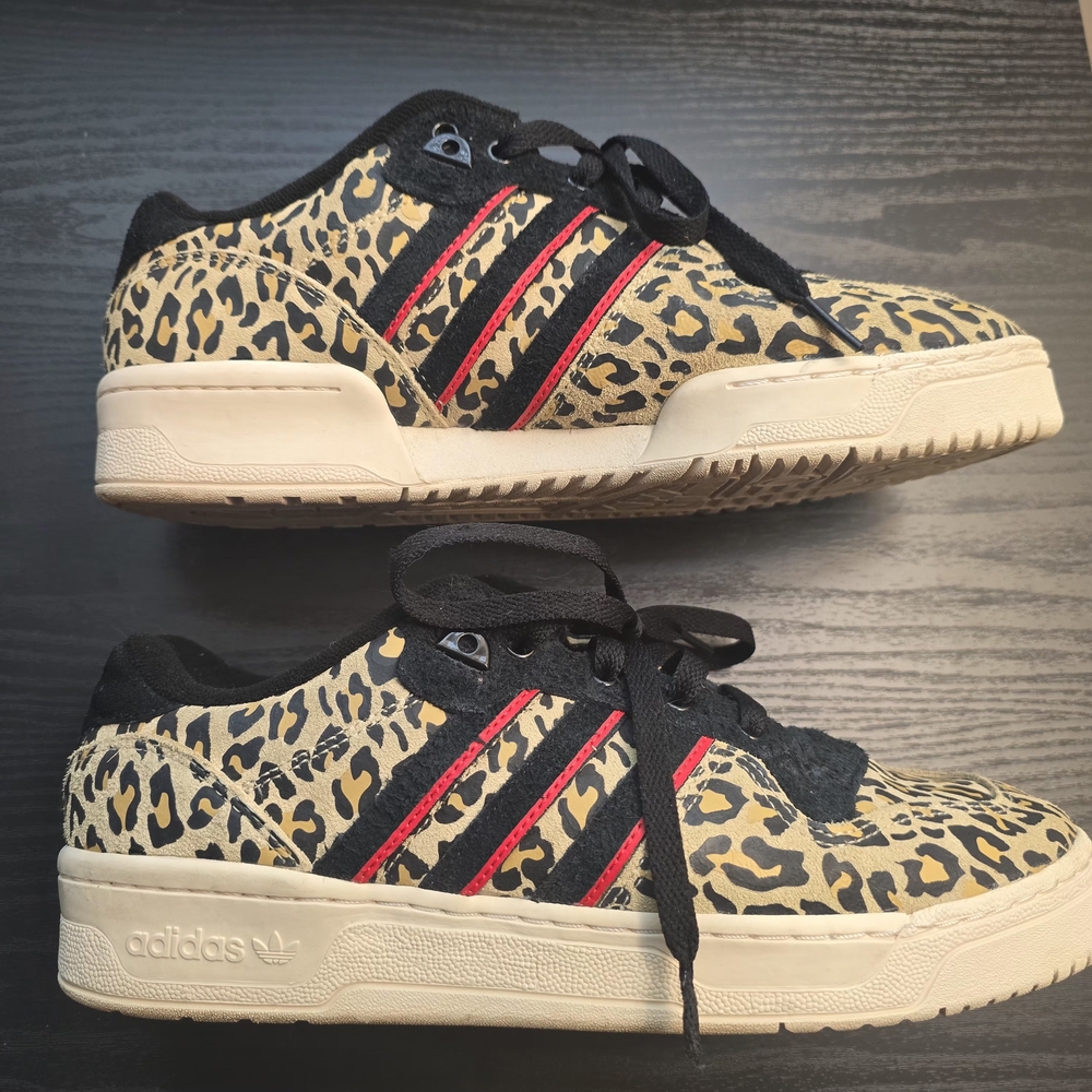 Adidas Leopard Print Sneakers Women’s Size 10 🔥 🐆 - Picture 2 of 8